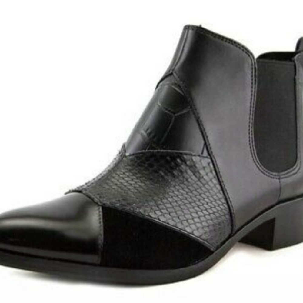 Condition: Good Used| Size 8.5 | COACH Women's Suffolk Patchwork Booties